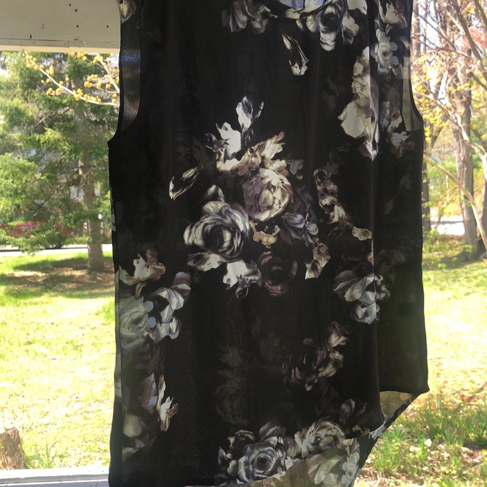 Floral Sleeveless Top
